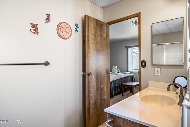 300 S VAL VISTA Drive 255, Mesa, AZ 85204