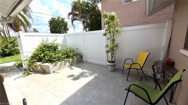 1103 SE 8th TER B, Cape Coral, FL 33990