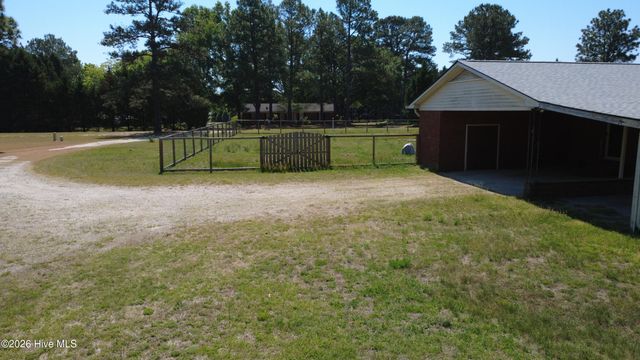 5474 Deans Road, Battleboro, NC 27809