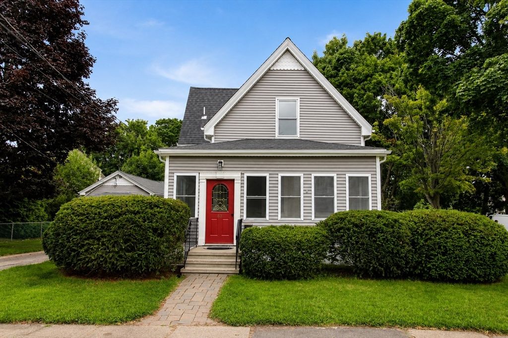 164 Warren Ave 164, Whitman, MA 02382