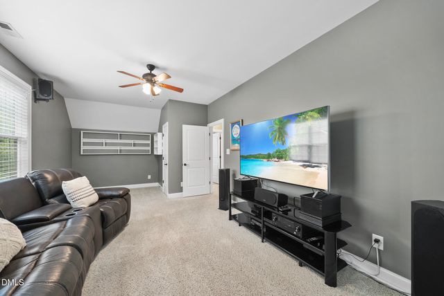 905 Golden Star Way, Wake Forest, NC 27587