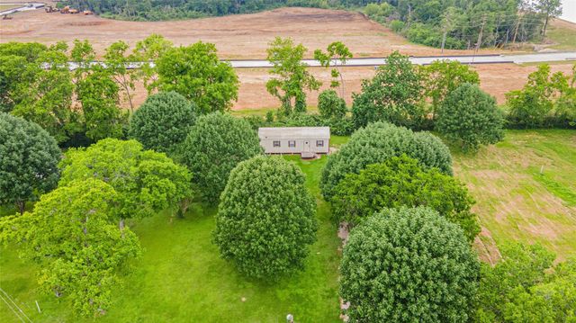 12039 Anderson Road, Willis, TX 77318