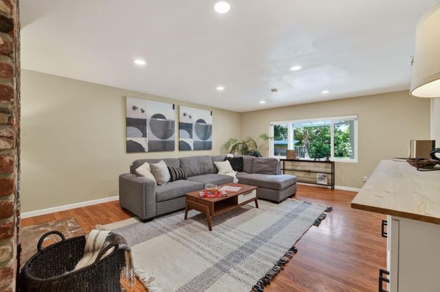 8506 Willings Way, Fair Oaks, CA 95628