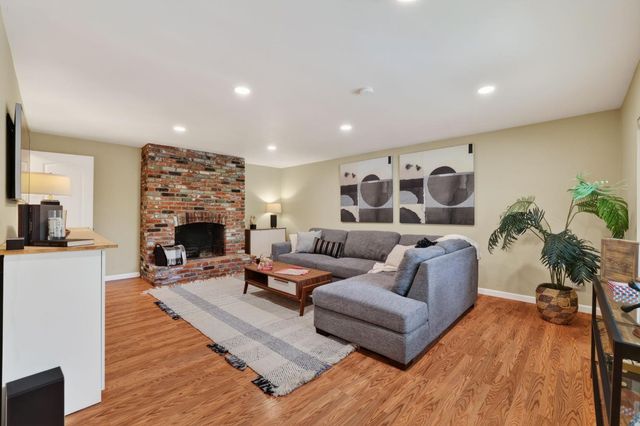 8506 Willings Way, Fair Oaks, CA 95628