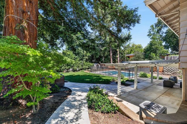 8506 Willings Way, Fair Oaks, CA 95628