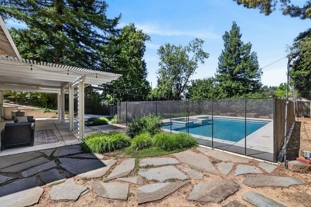 8506 Willings Way, Fair Oaks, CA 95628