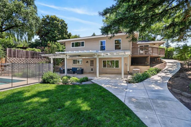 8506 Willings Way, Fair Oaks, CA 95628