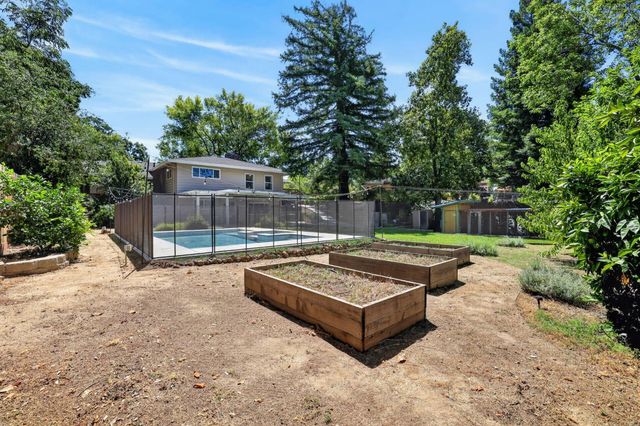 8506 Willings Way, Fair Oaks, CA 95628