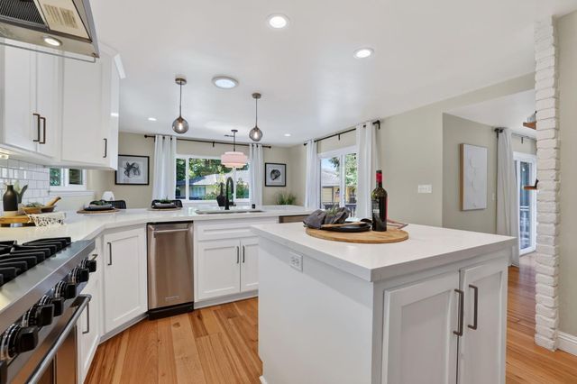 8506 Willings Way, Fair Oaks, CA 95628