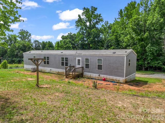 110 Judy Road, Casar, NC 28020
