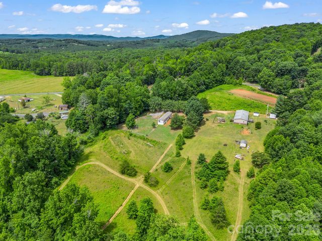 110 Judy Road, Casar, NC 28020