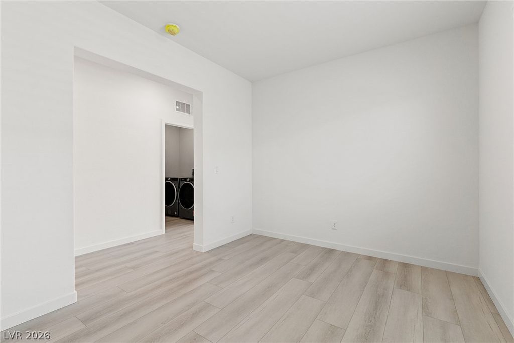 2727 Avril Point Street, Las Vegas, NV 89156 — photo 2