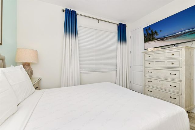 2956 ON THE ROCKS, Kissimmee, FL 34747