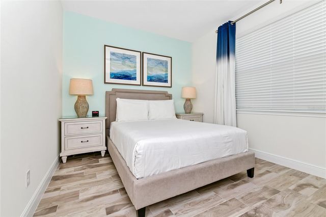 2956 ON THE ROCKS, Kissimmee, FL 34747