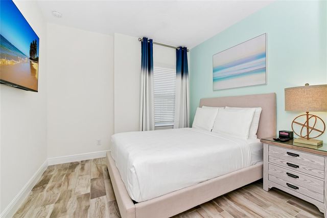 2956 ON THE ROCKS, Kissimmee, FL 34747
