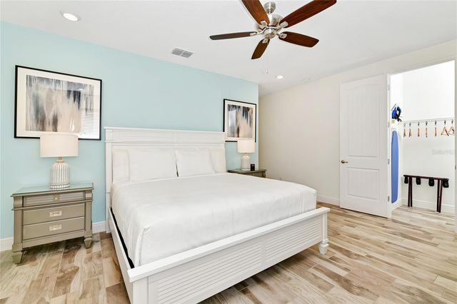 2956 ON THE ROCKS, Kissimmee, FL 34747