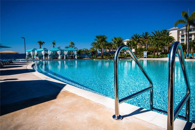 2956 ON THE ROCKS, Kissimmee, FL 34747
