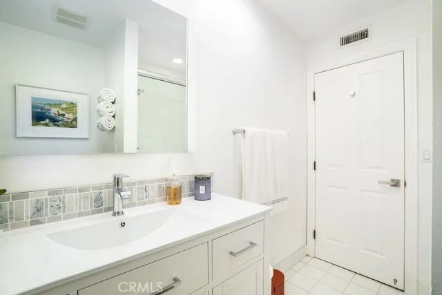 2012 Diana Lane, Newport Beach, CA 92660