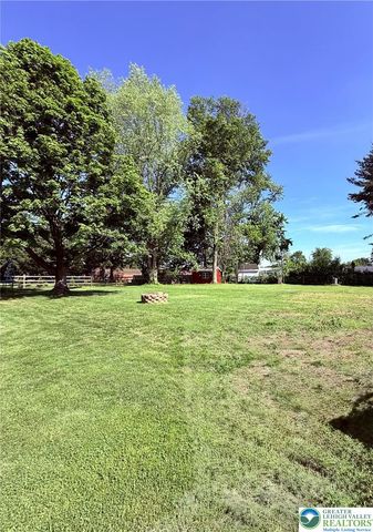 1275 West Macada Road, Bethlehem City, PA 18017
