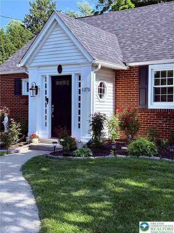 1275 West Macada Road, Bethlehem City, PA 18017