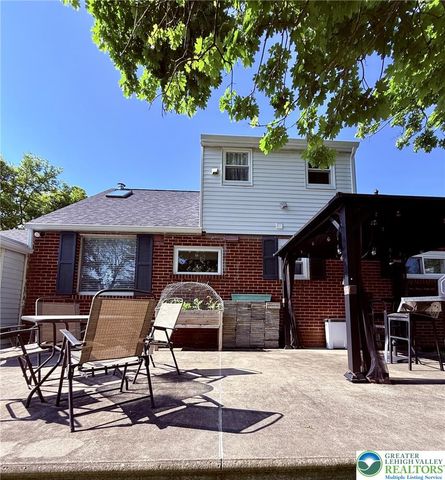1275 West Macada Road, Bethlehem City, PA 18017