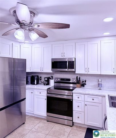 1275 West Macada Road, Bethlehem City, PA 18017