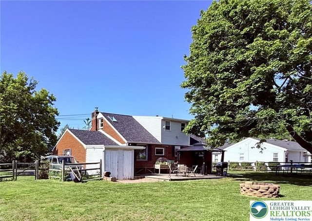 1275 West Macada Road, Bethlehem City, PA 18017