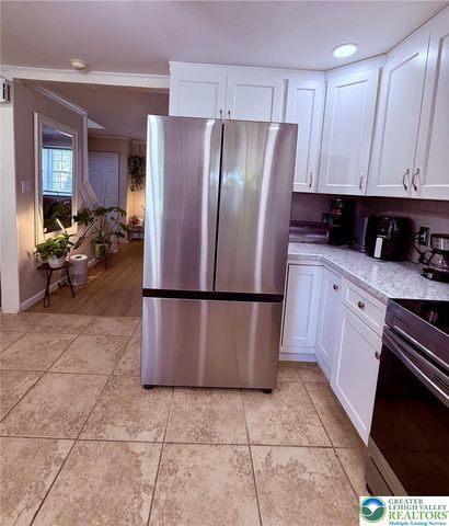 1275 West Macada Road, Bethlehem City, PA 18017