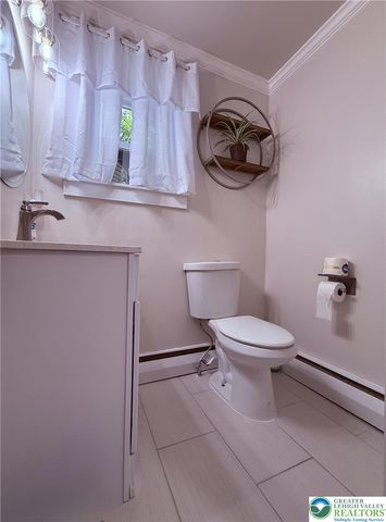 1275 West Macada Road, Bethlehem City, PA 18017