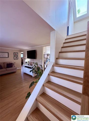 1275 West Macada Road, Bethlehem City, PA 18017