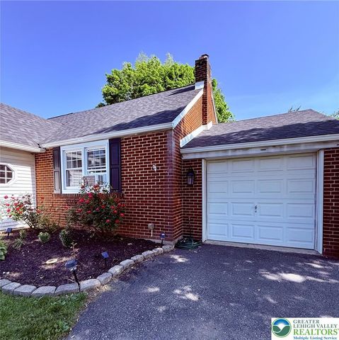 1275 West Macada Road, Bethlehem City, PA 18017