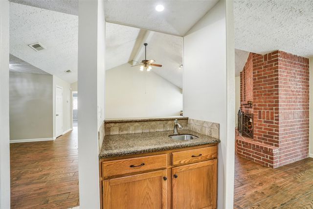 22422 Kenlake Drive, Katy, TX 77450