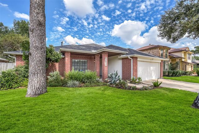 22422 Kenlake Drive, Katy, TX 77450