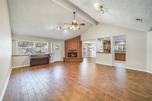 22422 Kenlake Drive, Katy, TX 77450