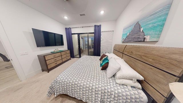 199 Waterpoint Court 102, Montgomery, TX 77356