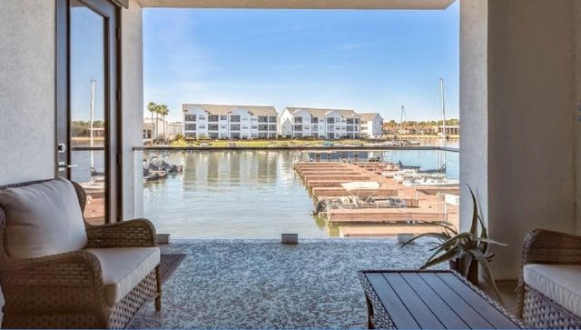 199 Waterpoint Court 102, Montgomery, TX 77356