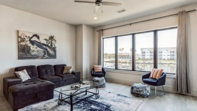 199 Waterpoint Court 102, Montgomery, TX 77356