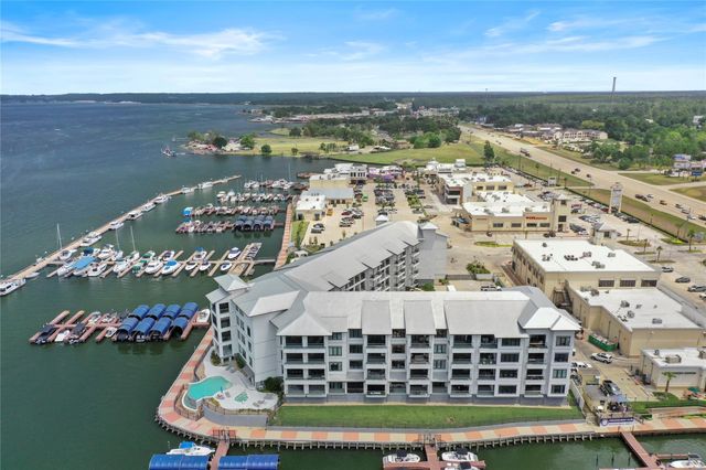 199 Waterpoint Court 102, Montgomery, TX 77356