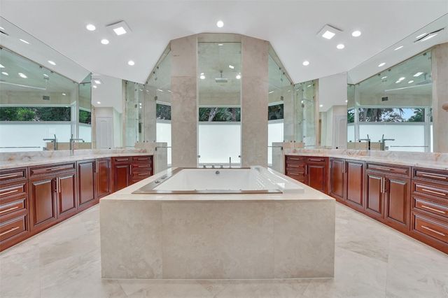 3440 Stallion Lane, Weston, FL 33331