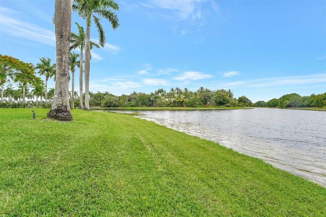 3440 Stallion Lane, Weston, FL 33331