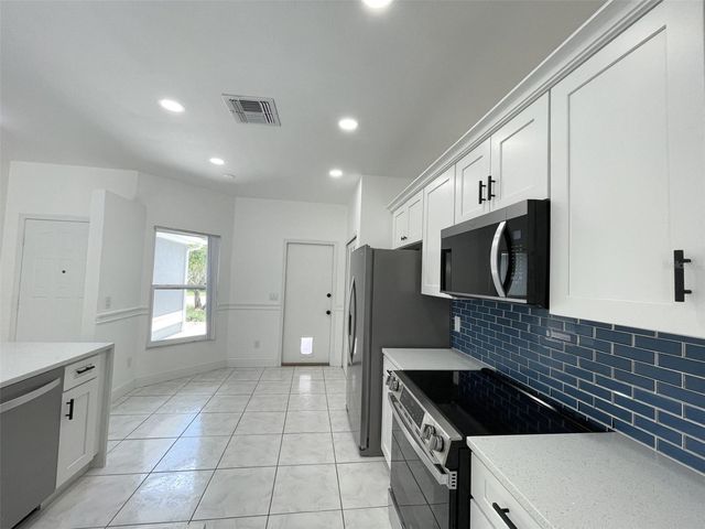 2869 FALLING TREE CIRCLE, Orlando, FL 32837
