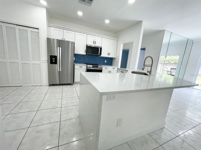 2869 FALLING TREE CIRCLE, Orlando, FL 32837
