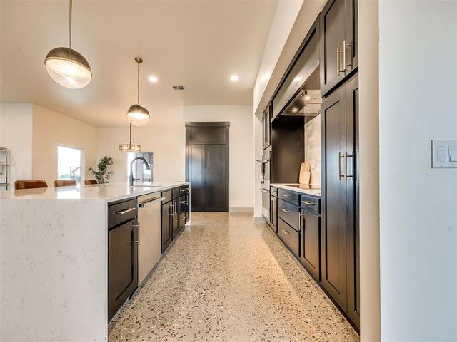 19050 Bobcat Ridge Court, Cashion, OK 73016
