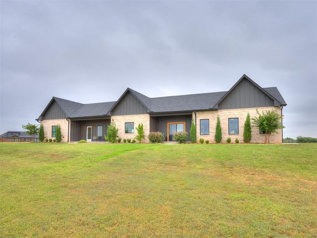 19050 Bobcat Ridge Court, Cashion, OK 73016