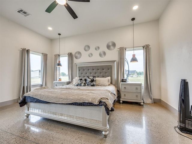 19050 Bobcat Ridge Court, Cashion, OK 73016