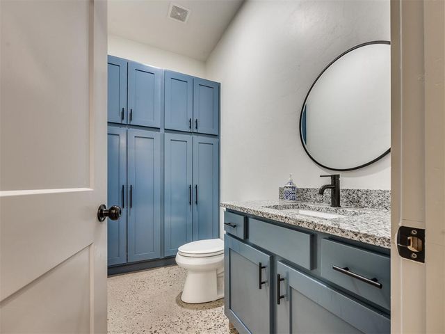 19050 Bobcat Ridge Court, Cashion, OK 73016