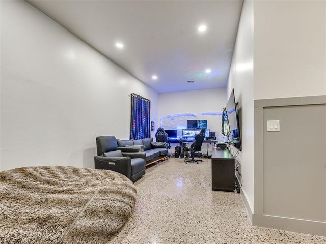 19050 Bobcat Ridge Court, Cashion, OK 73016