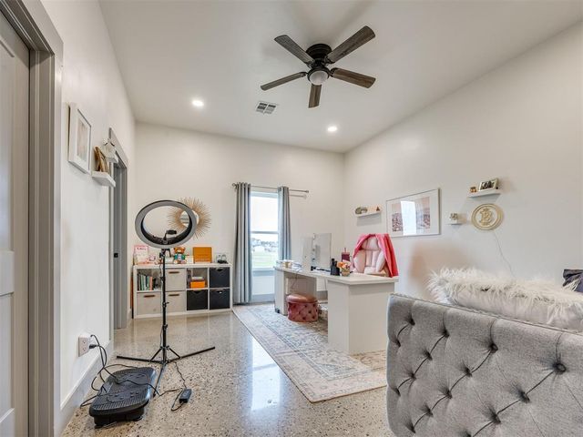 19050 Bobcat Ridge Court, Cashion, OK 73016