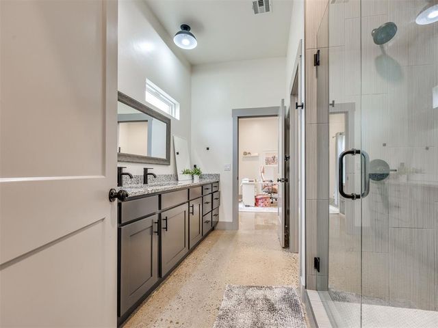 19050 Bobcat Ridge Court, Cashion, OK 73016