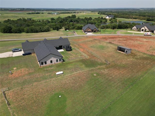 19050 Bobcat Ridge Court, Cashion, OK 73016